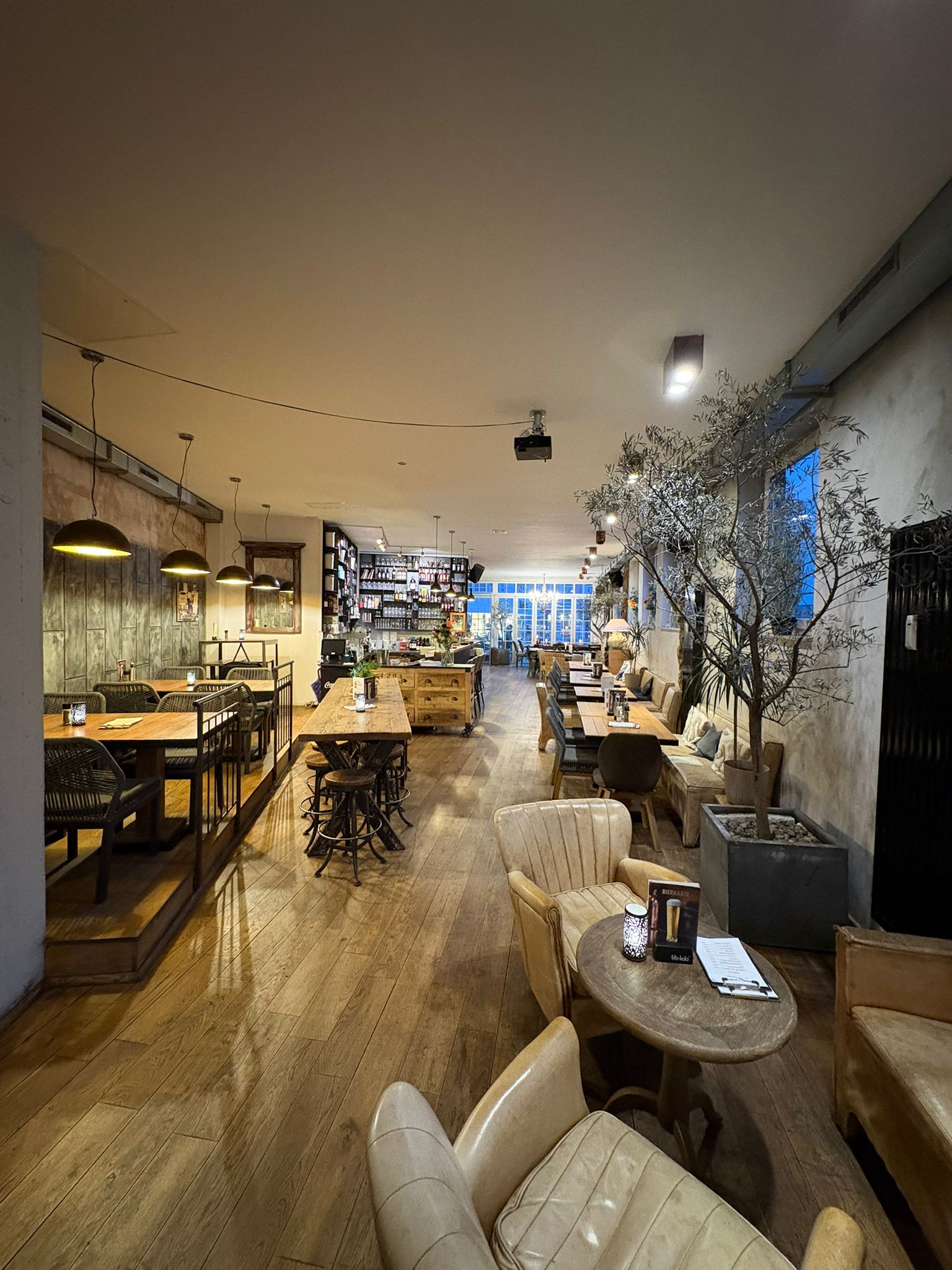 Livingroom Aachen — Innenraum